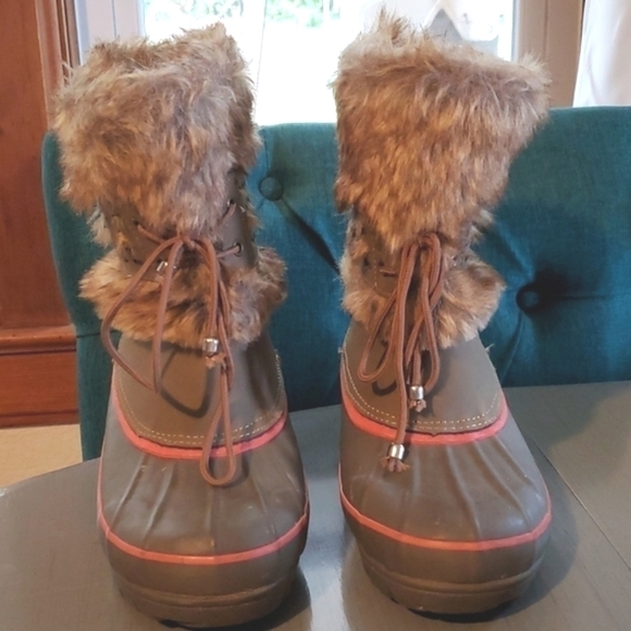KHOMBU Snow Boots Winter Fur lined Warm Neutral waterproof Like new Sz.7 - Picture 1 of 7